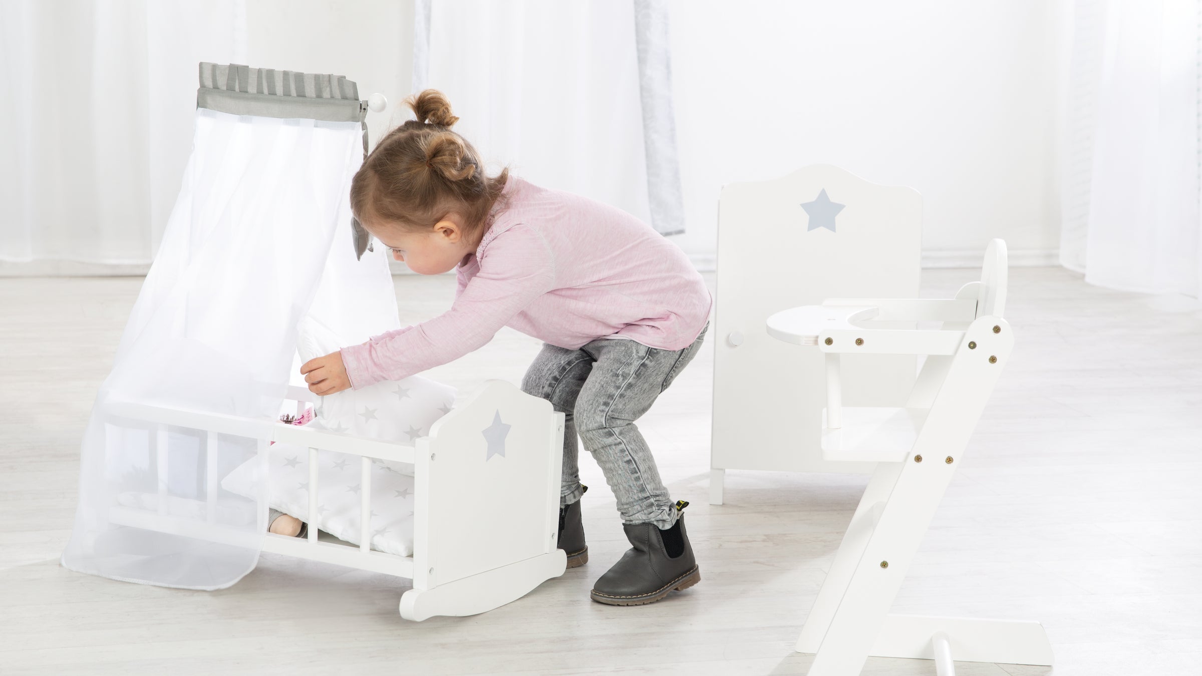 Puppenmöbel, hier Kollektion Prinzessin Sophie