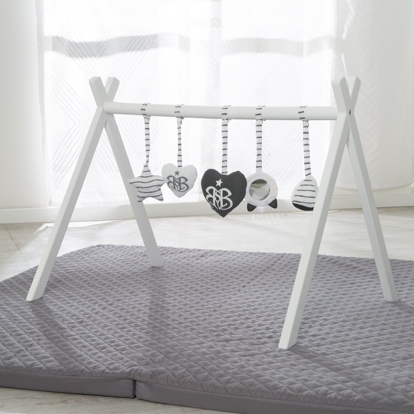 Spieltrapez mit Anhänger Set im Rock Star Baby Design