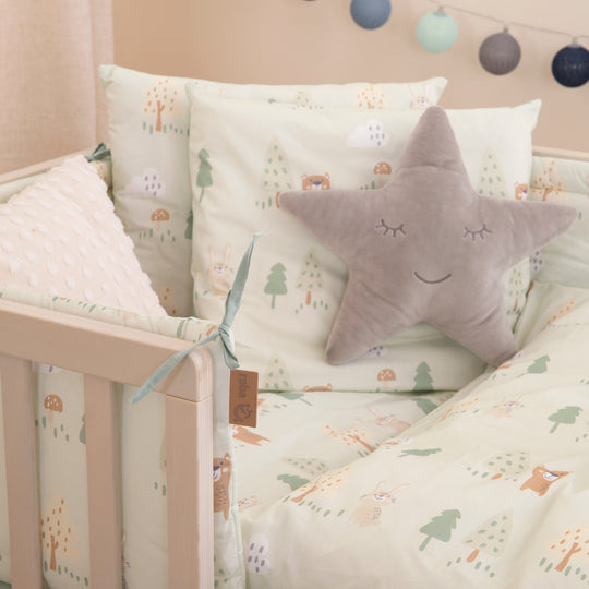 Ropa de cama 'Woodland Buddies' - funda de edredón 100 x 135 cm + almohada 40 x 60 cm - verde pastel