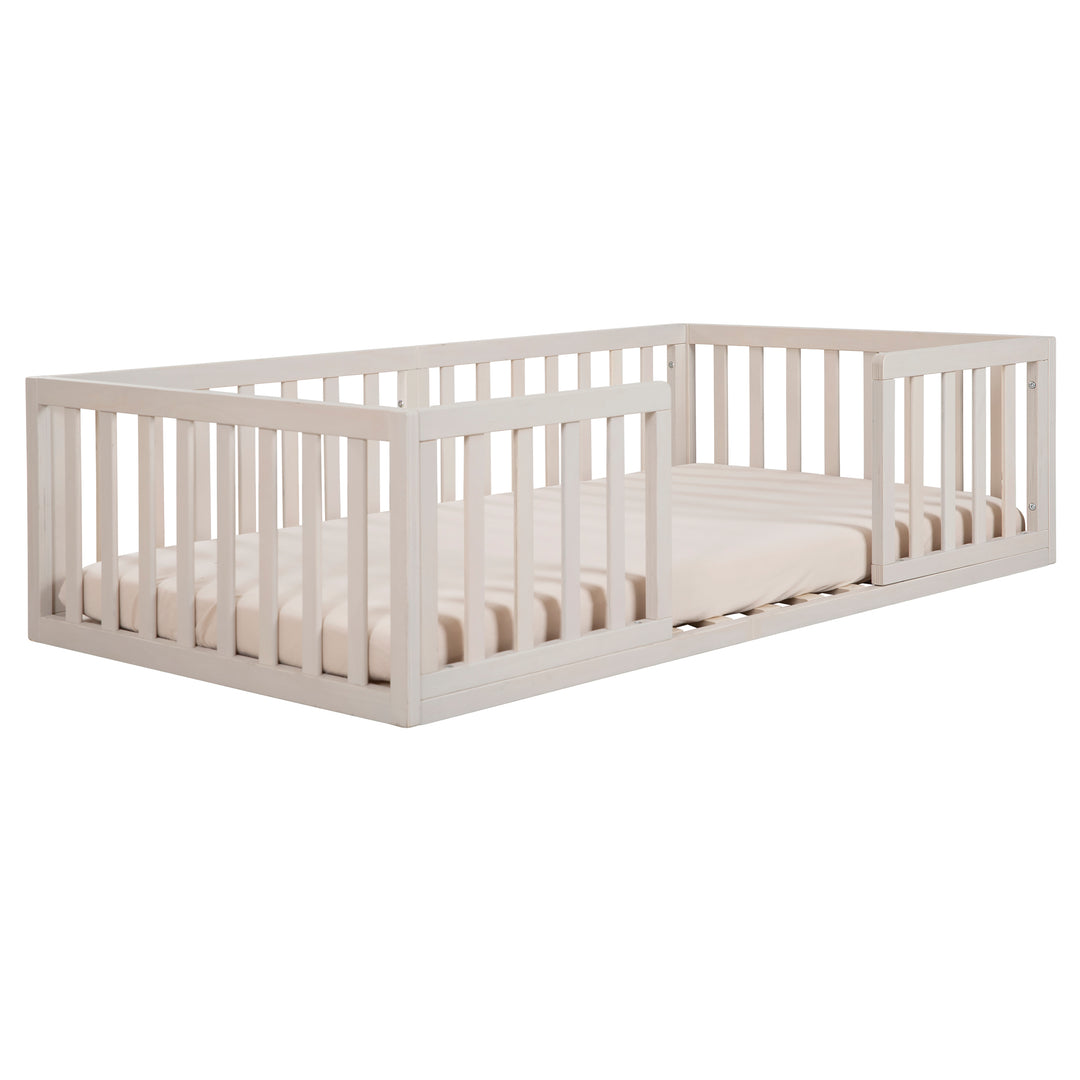 Lit Montessori au sol 70 x 140 cm avec sommier et protection contre les chutes - Stone Washed