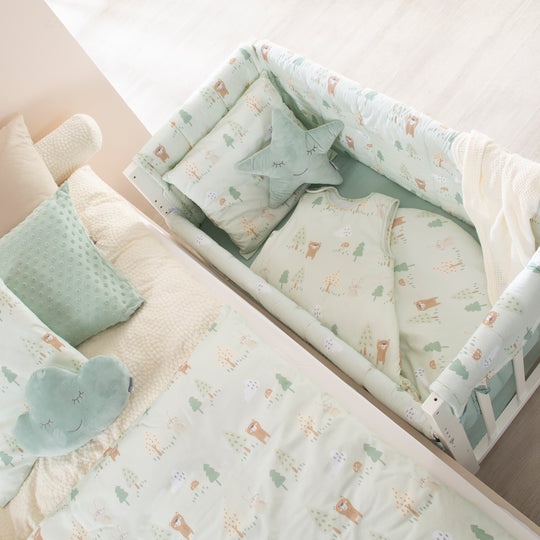 Cuna 4 en 1 'Woodland Buddies' con equipamiento textil incluido - Blanco / Verde pastel
