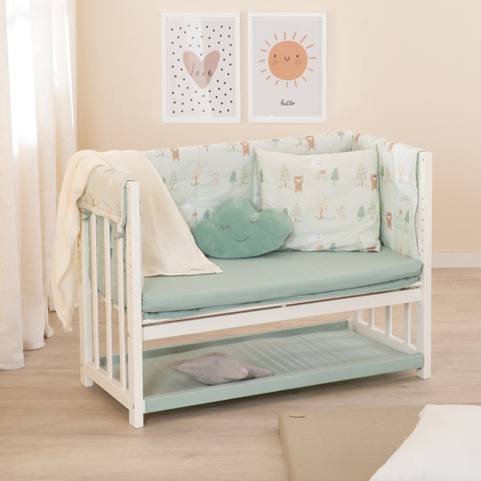 Cuna 4 en 1 'Woodland Buddies' con equipamiento textil incluido - Blanco / Verde pastel