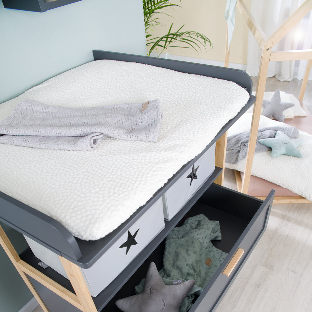 Organic Spannbezug für Wickelauflagen 75x85 cm 'Seashells Oyster' - Weiß