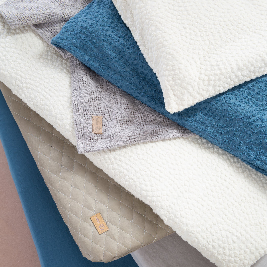 Organic Spannbezug für Wickelauflagen 75x85 cm 'Seashells Oyster' - Weiß