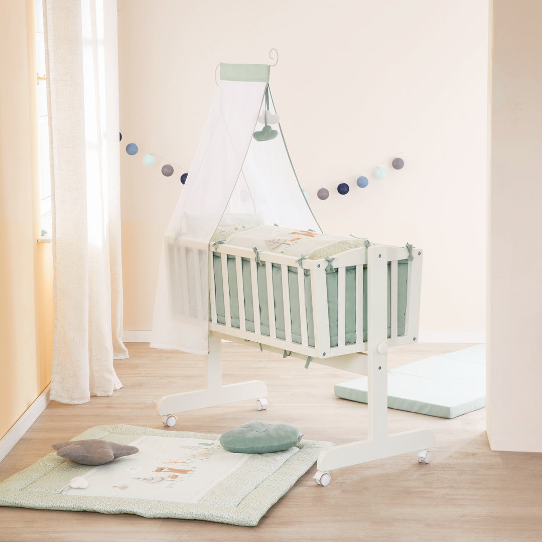 Berceau bébé 'Woodland Buddies' 40 x 90 cm avec accessoires - Bois blanc / Vert pastel