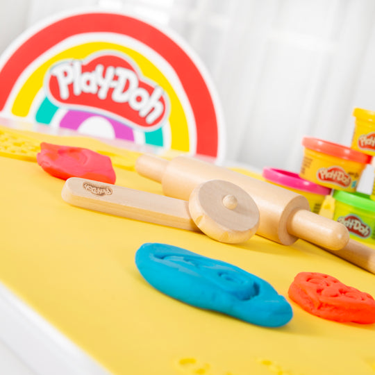 roba x Play-Doh Set - 3D Creative Mat with 12 Modelling Tins & Wooden Tools