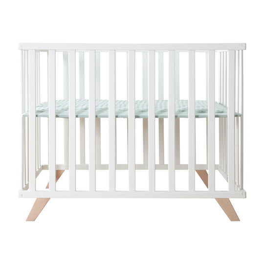 Parque infantil 75x100, madera blanca, incluye inserto protector 'Lil Planet frosty green'