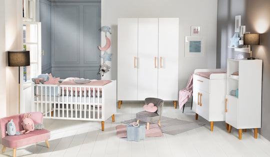Kinderzimmerset 'Mick', inkl. Kombi-Bett, Wickelkommode & 3-türigem Schrank, weiß/Goldeiche