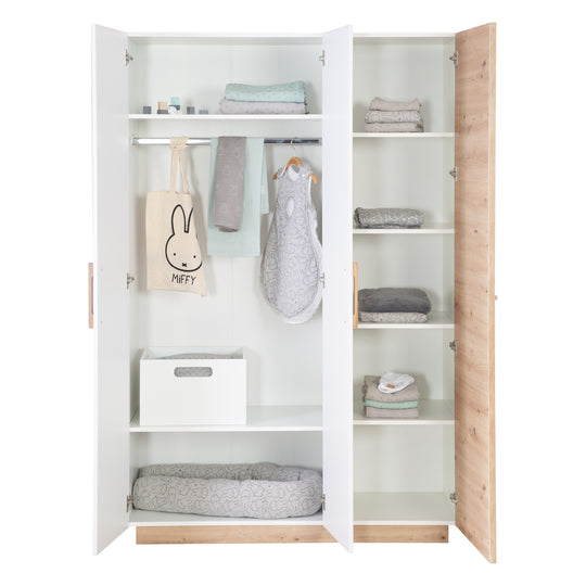 Children's Room Set 'Lion' 3-Piece - Bed 70x140 cm + Wide Changing Table + Wardrobe