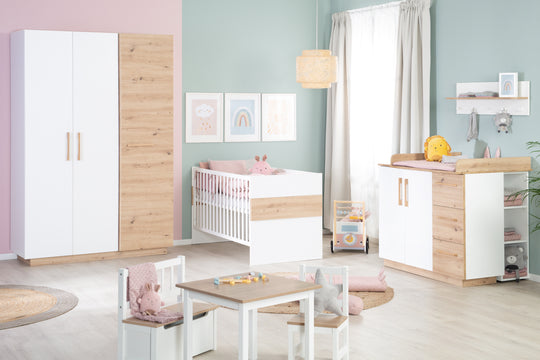 Furniture Set 'Lion' 2-Piece - Convertible Children's Bed 70x140 cm + Wide Changing Table - White - Decor 'Artisan Oak'
