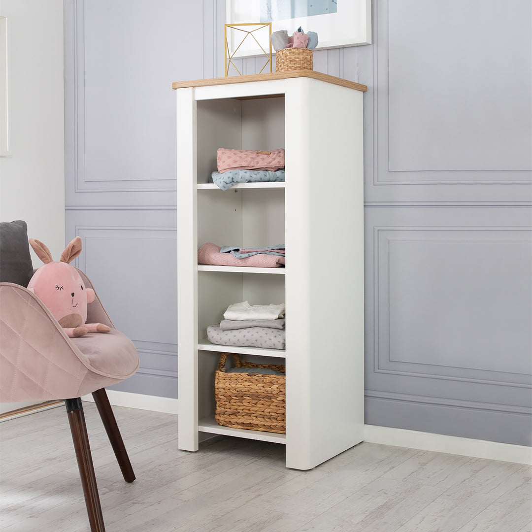 Standregal 'Ava', 4 offene Fächer, Korpus in 'Weiß', Kranz im Trenddekor 'Artisan Eiche'