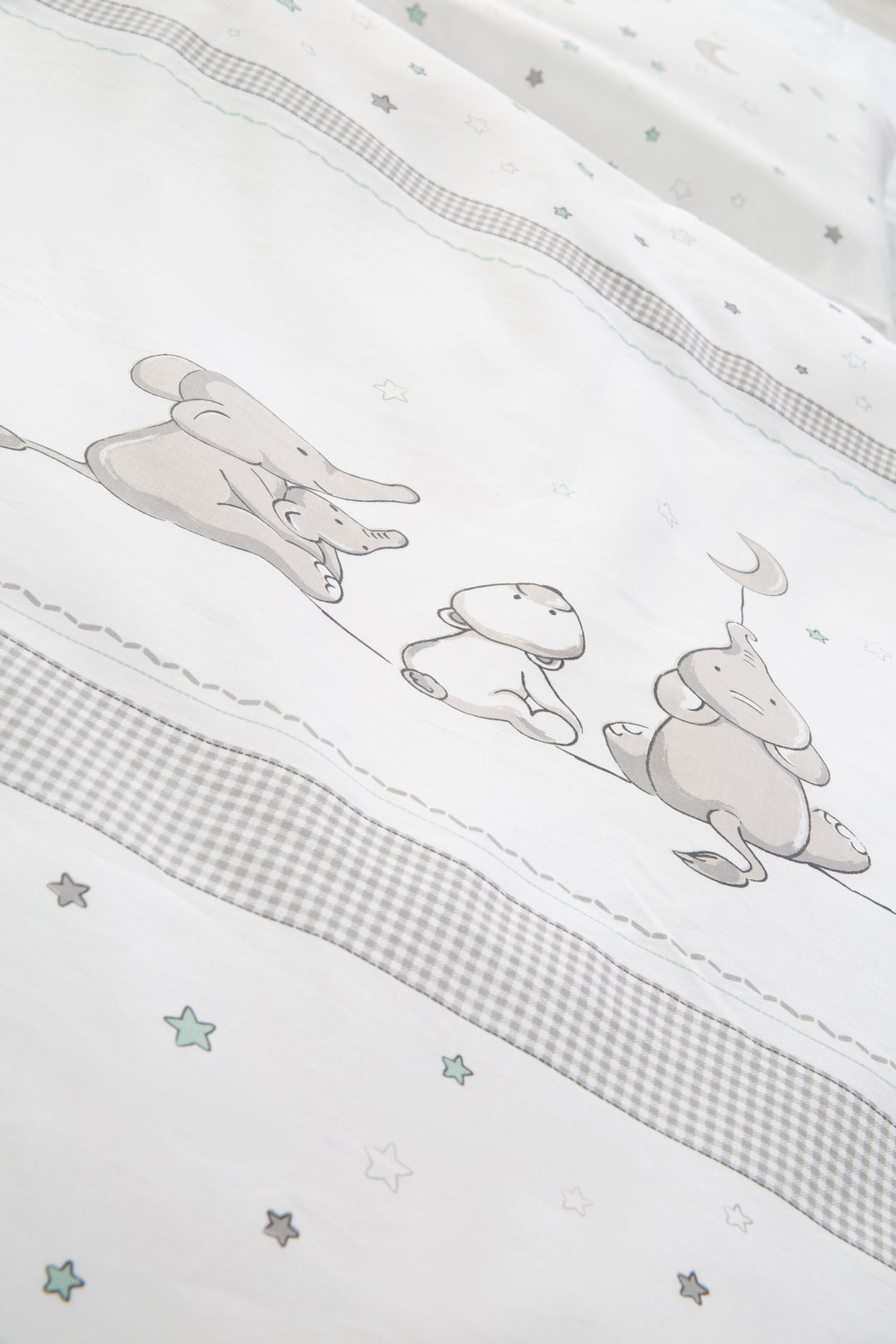 Ropa de cama reversible 'Sternenzauber', 2 piezas, ropa de cama para niños 100 x 135 cm, 100% algodón