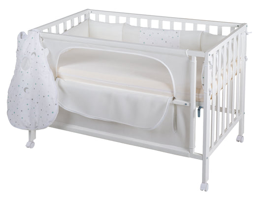 Cuna 'safe asleep®', 60 x 120 cm, 'Sternenzauber', cuna de lado al lecho de los padres con accesorios, pintado en blanco