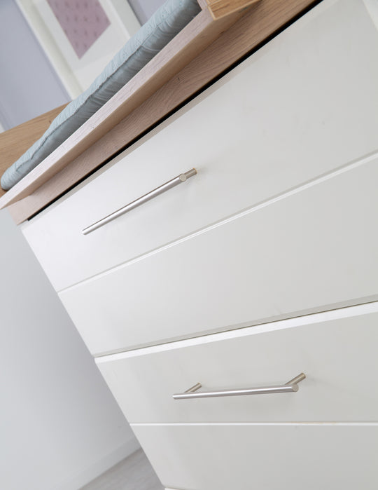 Juego de muebles 'Nele' 3 piezas, incluye cuna convertible de 70 x 140 cm, cómoda para cambiar pañales y armario de 3 puertas