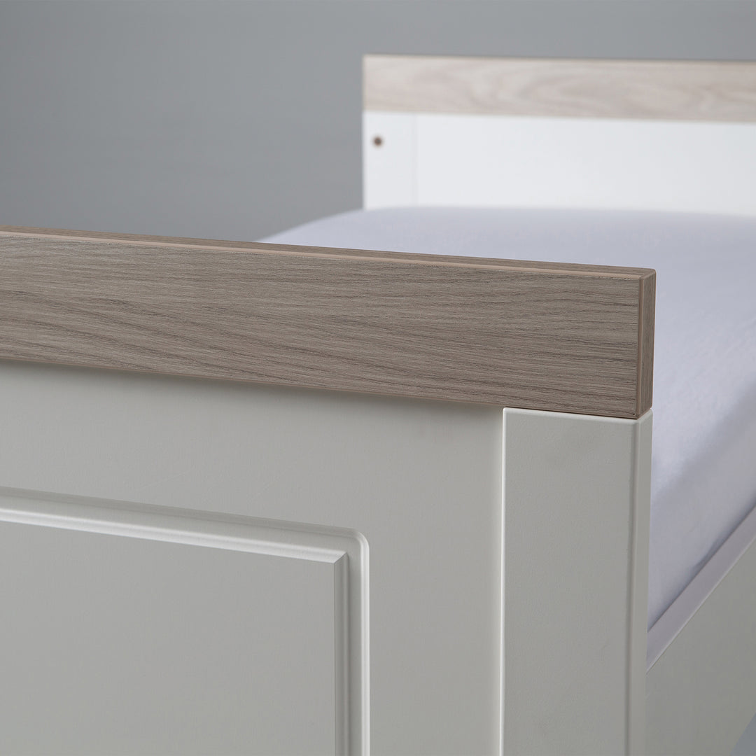 Cama infantil combinada 'Felicia', 70 x 140 cm, blanca, ajustable en altura, 3 barrotes extraíbles, convertible