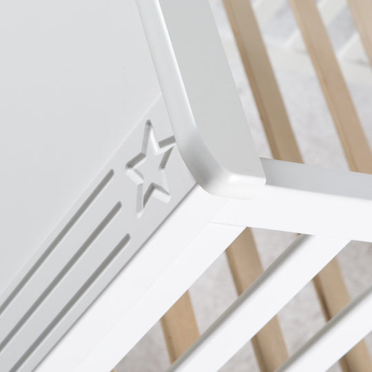 Lit bébé évolutif 'Maxi', 70 x 140 cm, blanc, réglable en hauteur, 3 barreaux coulissants