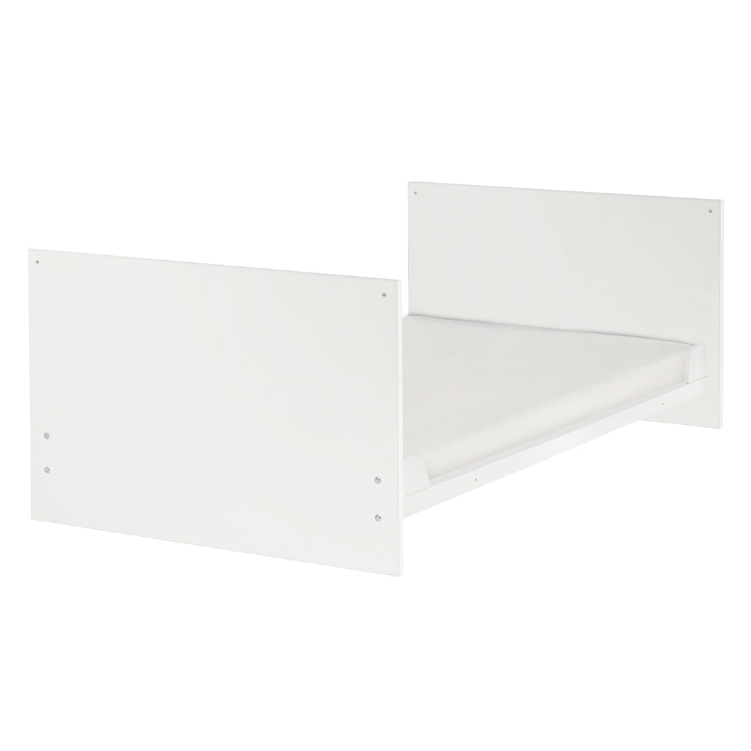 Lit évolutif 'Anton' 70x140, transformable, coins de transformation inclus, réglable en hauteur sur 3 positions, 3 barreaux amovibles