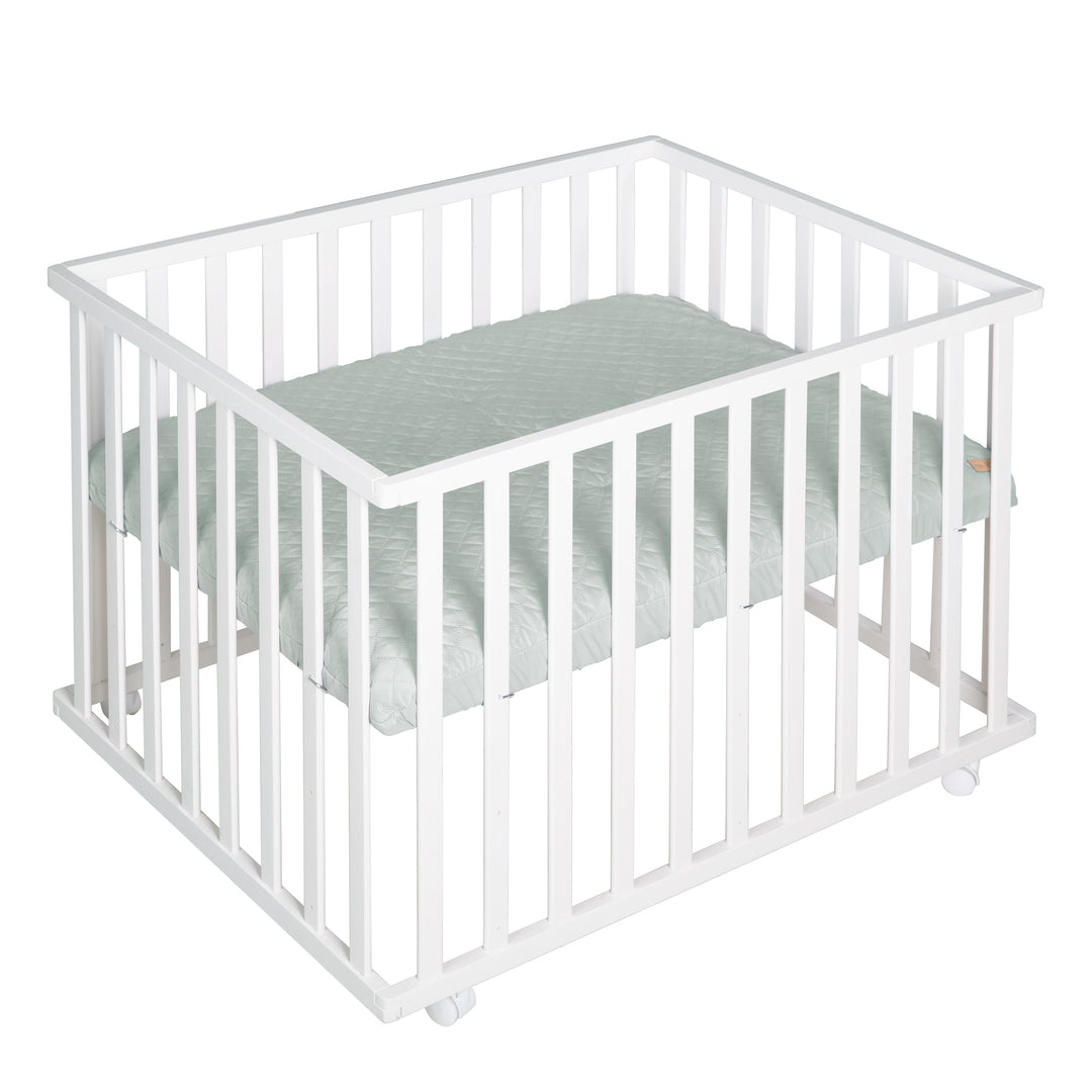 Parc bébé 'roba Style' 75 x 100 cm + Tapis de protection vert givré + Roulettes - Blanc