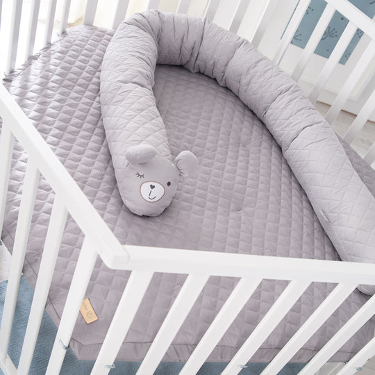 Parque 'roba Style', de 6 lados, incluye protección gris y ruedas, madera blanca