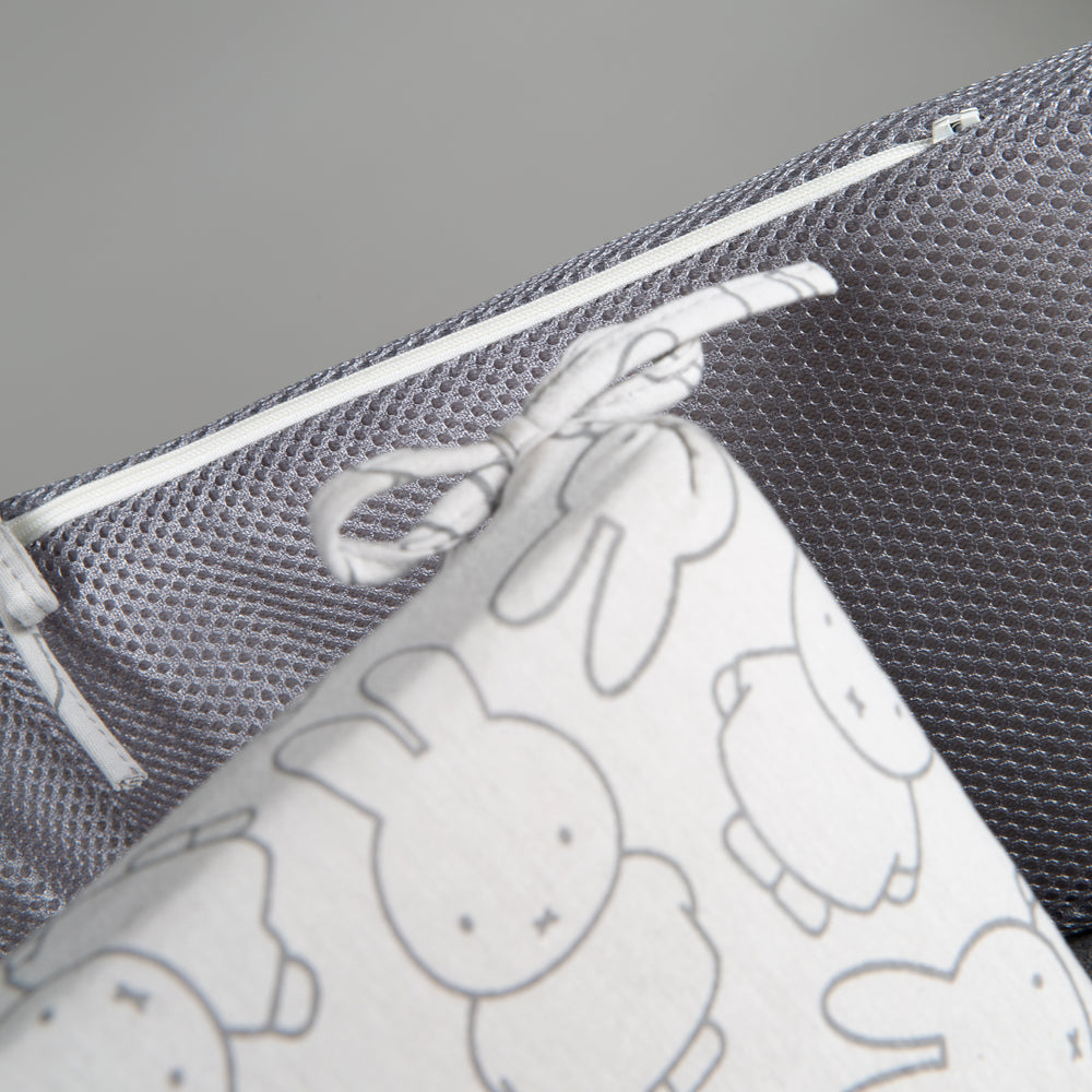 Tour de lit 'safe asleep®', Air PLUS 'miffy®', air circulant, nid avec système AIR-Balance