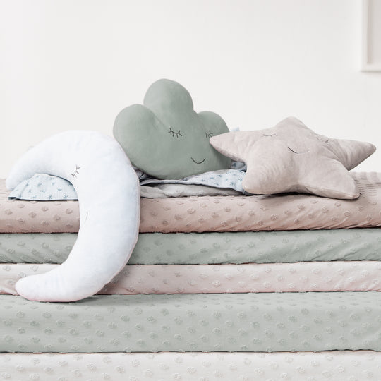 Étoile en peluche 'roba Style' - Coussin décoratif douillet pour chambre d'enfant - Vert givré