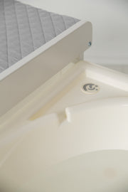 Combinación de baño y abrigo 'Baby Pool' con cambiador 'estilo roba', bañera extraíble, blanco
