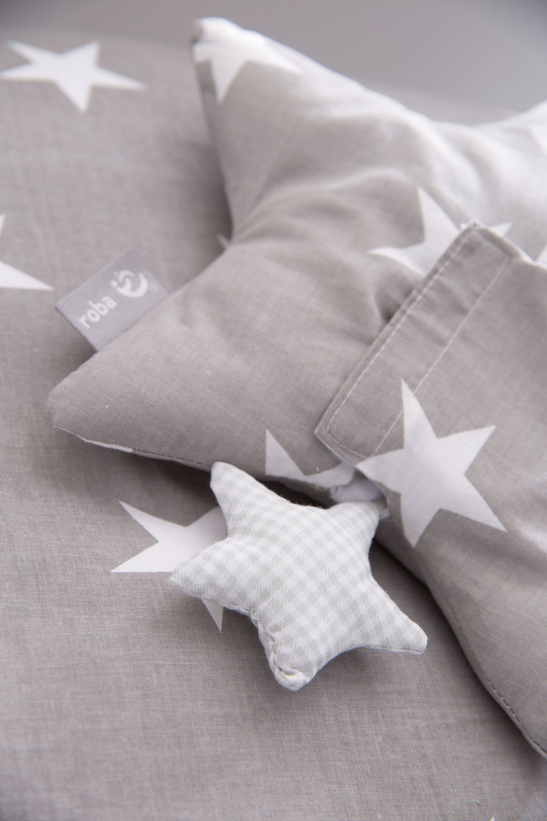 Spieluhr 'Little Stars', Einschlafhilfe, Textil-Stern waschbar, Babyzimmer Deko grau / weiß
