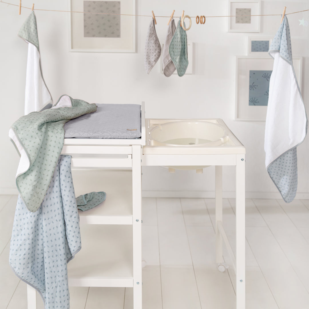 Toalla con capucha orgánica 'Lil Planet' frosty green, muselina, algodón orgánico, GOTS, 80 x 80 cm