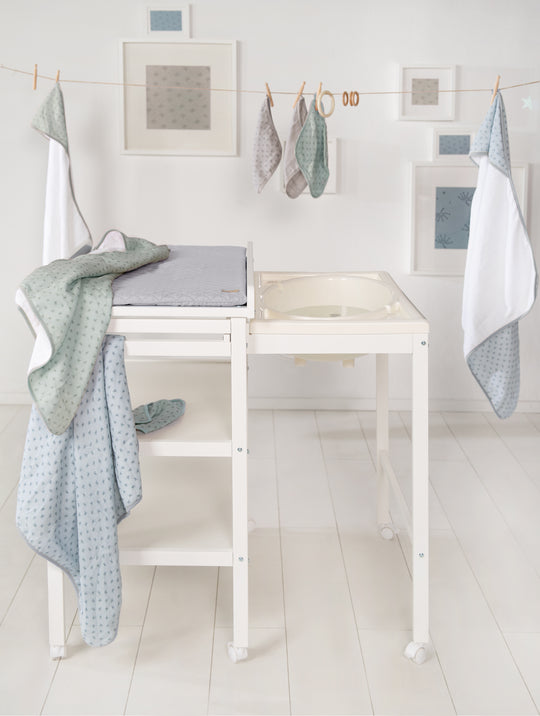 Toalla con capucha orgánica 'Lil Planet' frosty green, muselina, algodón orgánico, GOTS, 80 x 80 cm