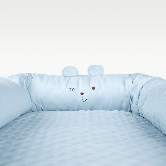 Nid d'ange 'roba Style' avec visage d'ours 'Benny' - Nid douillet - Bleu clair