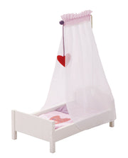 Cama de muñeca 'Fienchen', incluyendo equipo textil, ropa de cama y cielo, lacado blanco