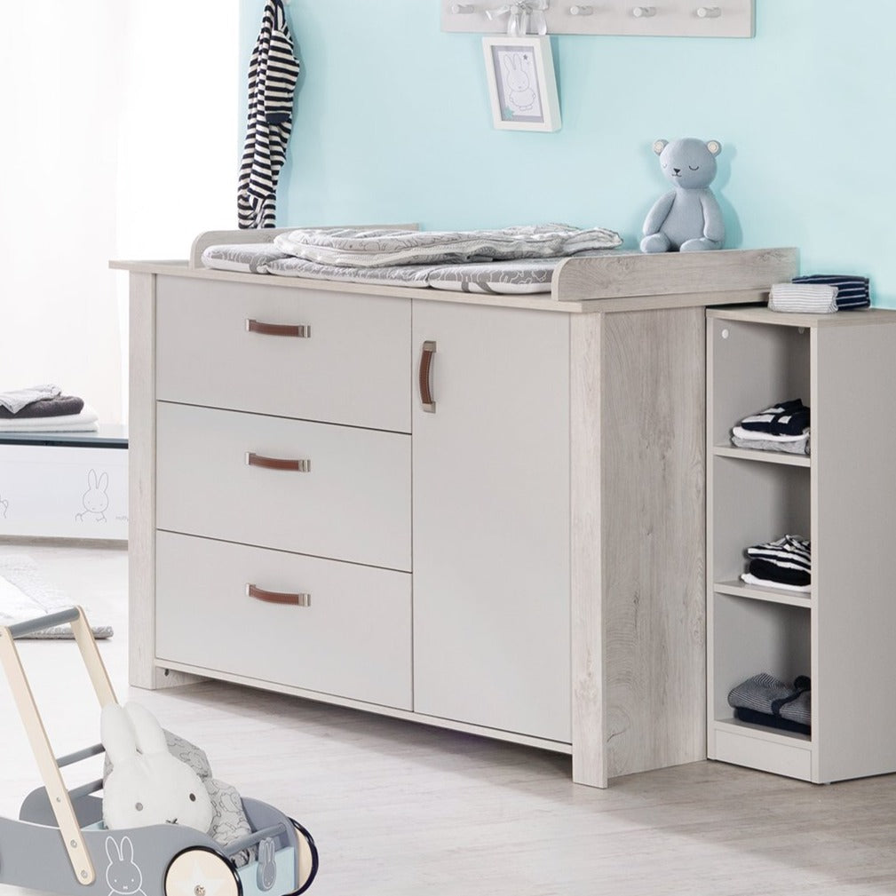 Cómoda 'Mila' con cambiador, cierre suave, 3 cajones, 1 puerta, altura de cambio 90,5 cm