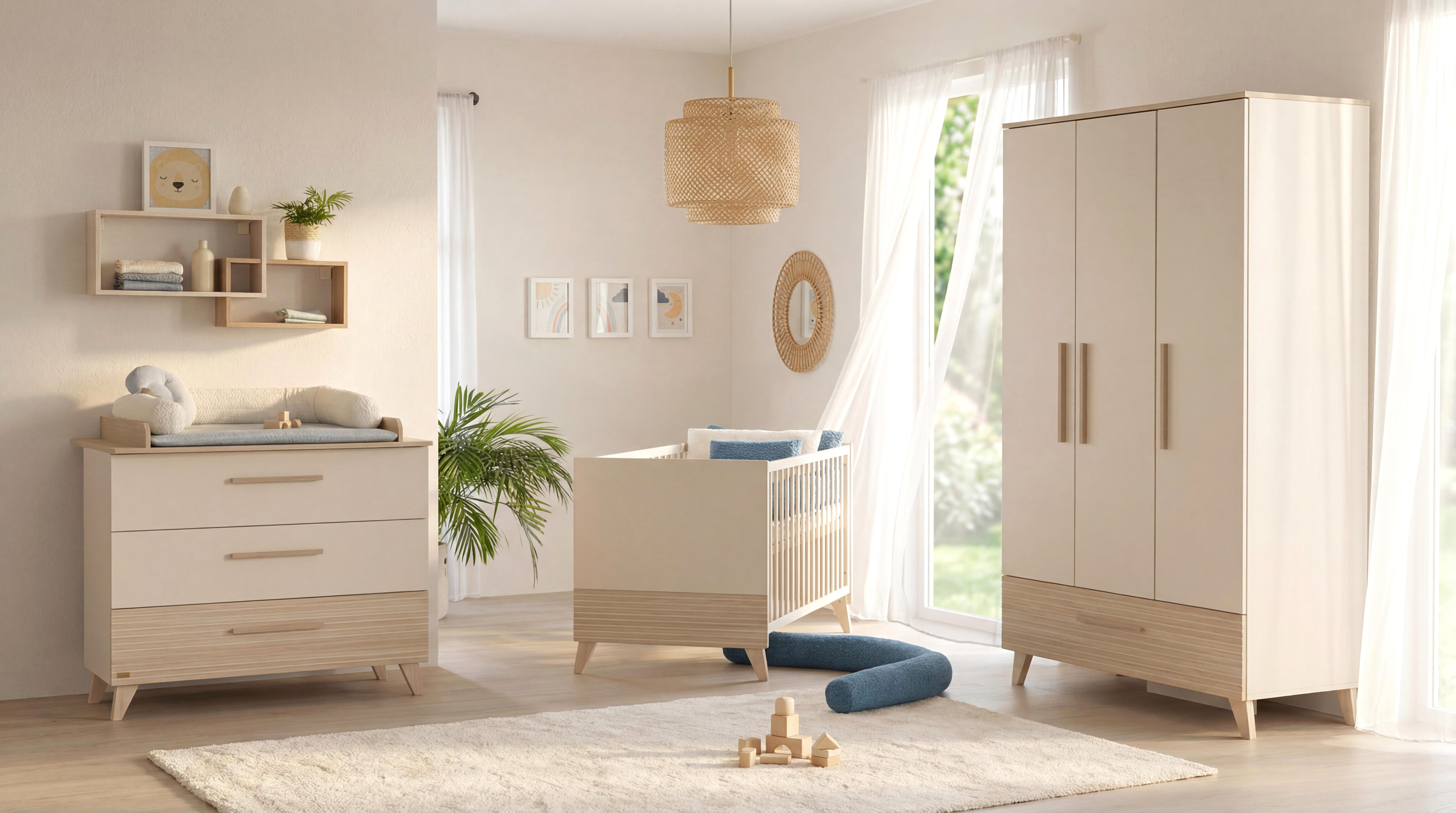 Vorschaubild Kindermöbel-Kollektion Sidney im Milieu - 3-teiliges Set inklusive Babybett + Wickelkommode mit Schubladen + Kinderkleiderschrank 3-türig mit einer Schublade - Gefräste Fronten - Hauptfarbe Cashmere / Beige