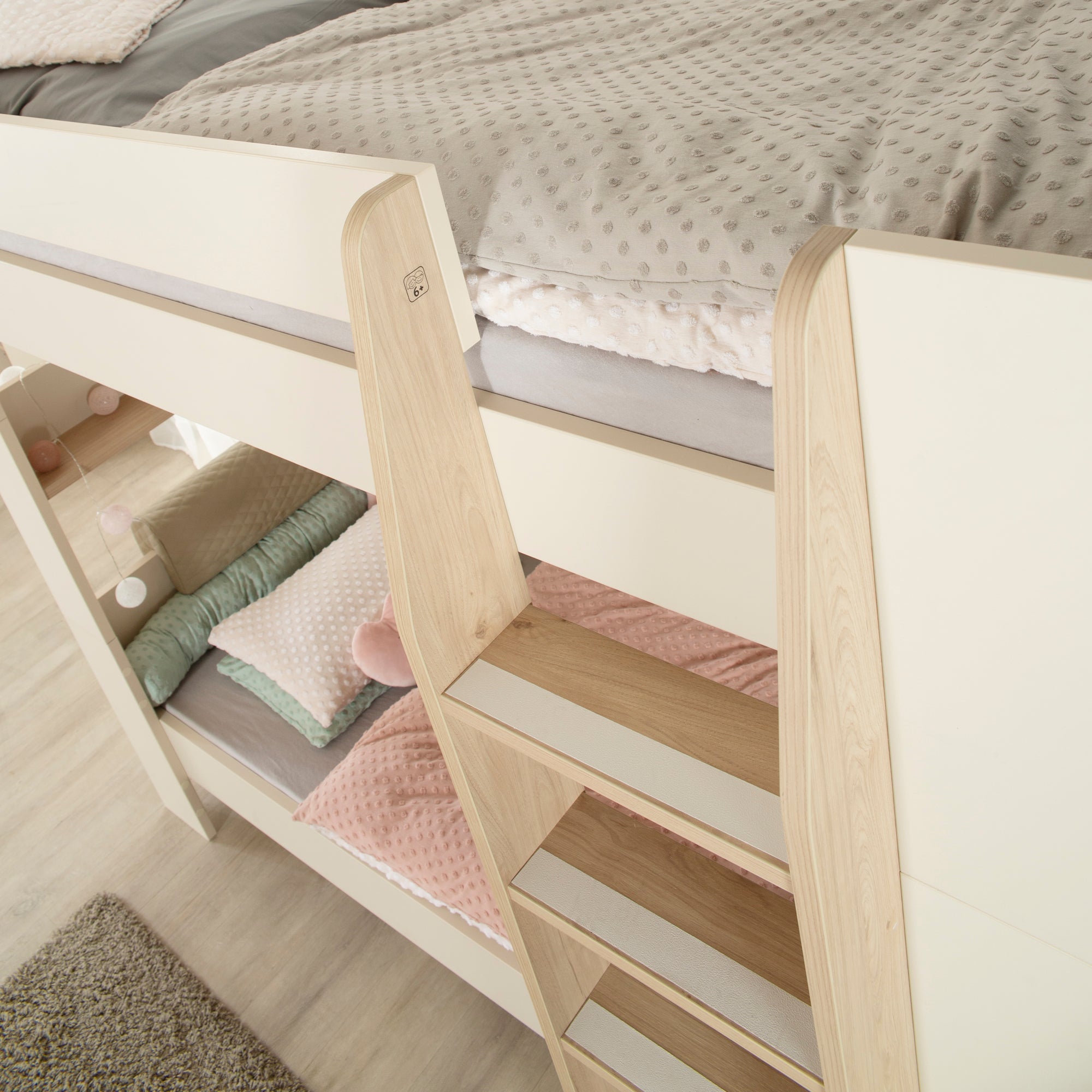 Anzeigebild Flexi Grow Bett mit Leiter-Details