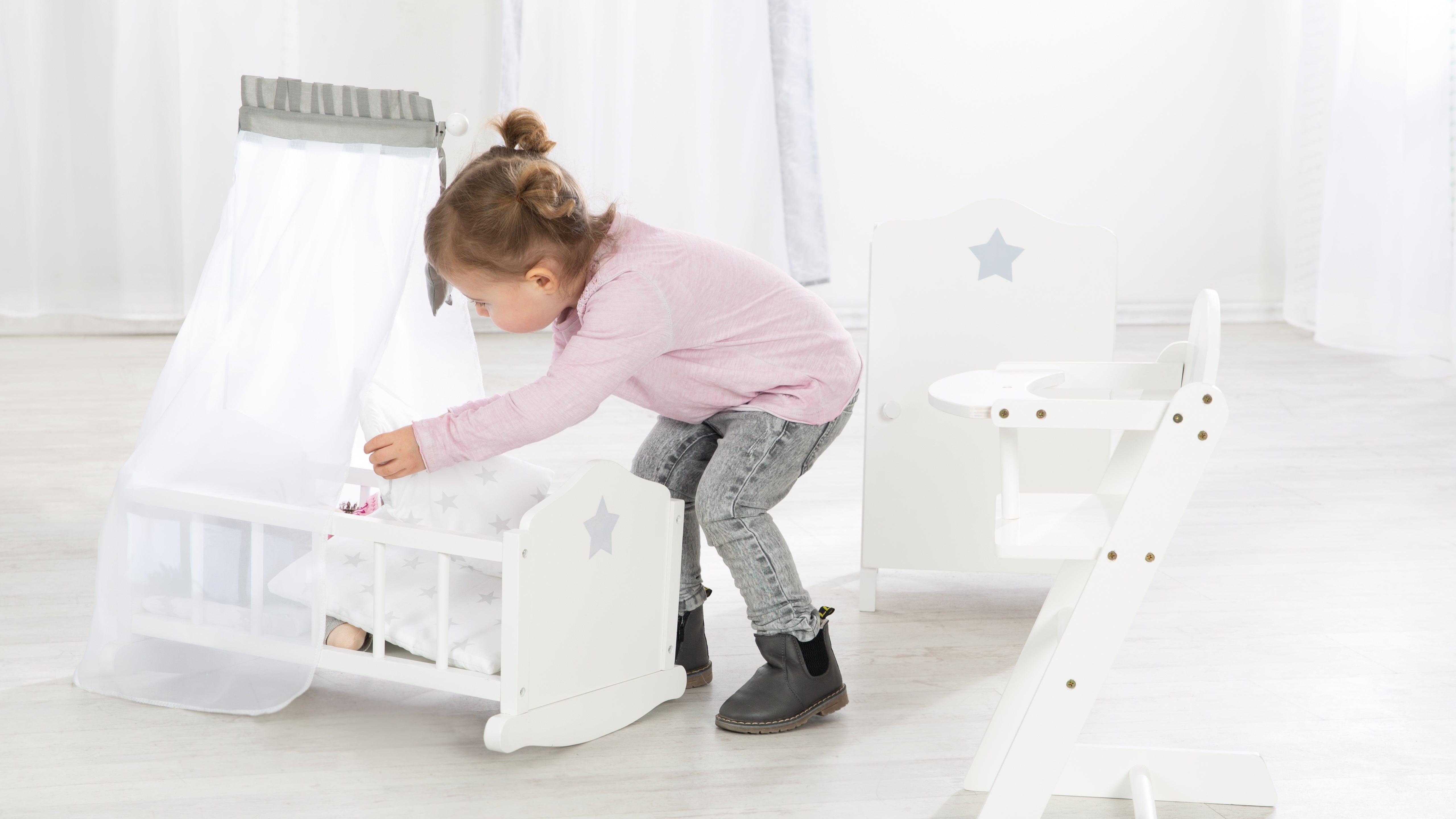 Puppenmöbel, hier Kollektion Prinzessin Sophie