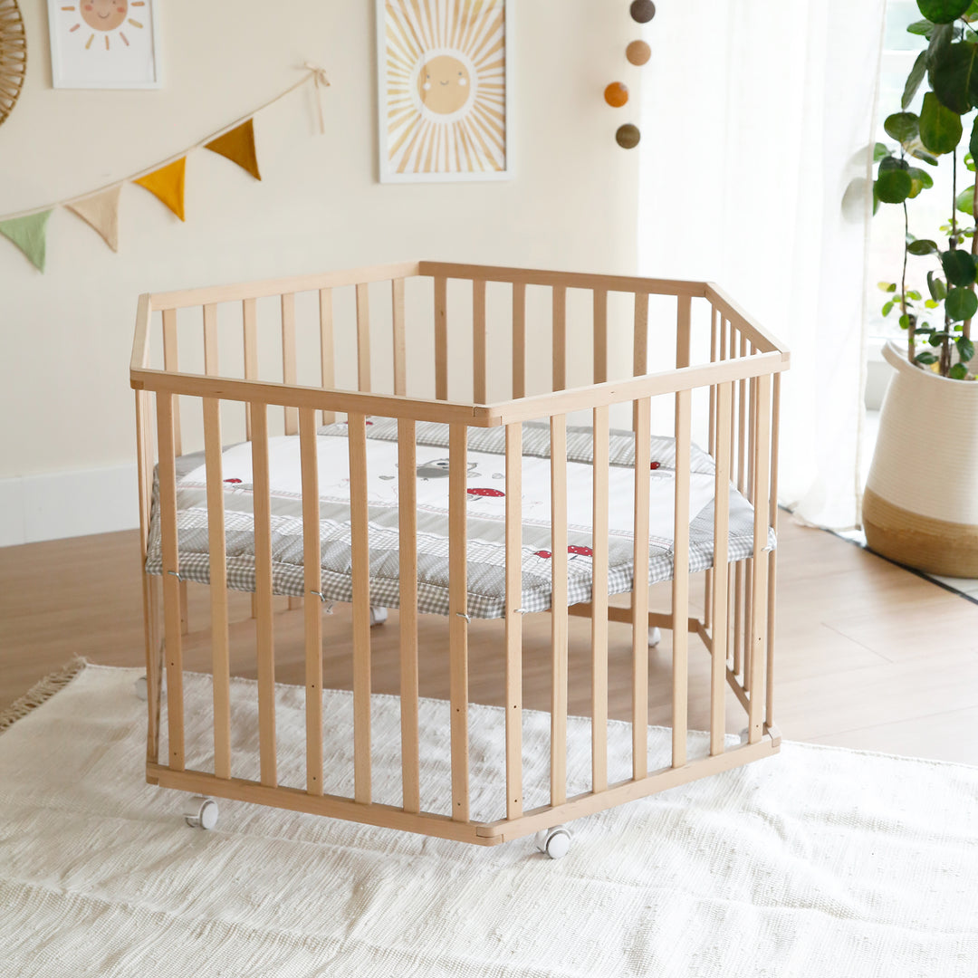 Parc hexagonal + tapis de protection 'Adam & Eule' - Bois naturel