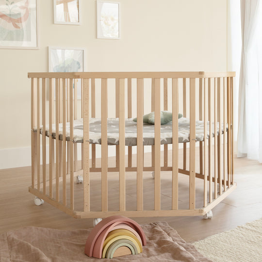 Parc hexagonal avec tapis au motif 'Little Stars' - Réglable en hauteur - Bois naturel