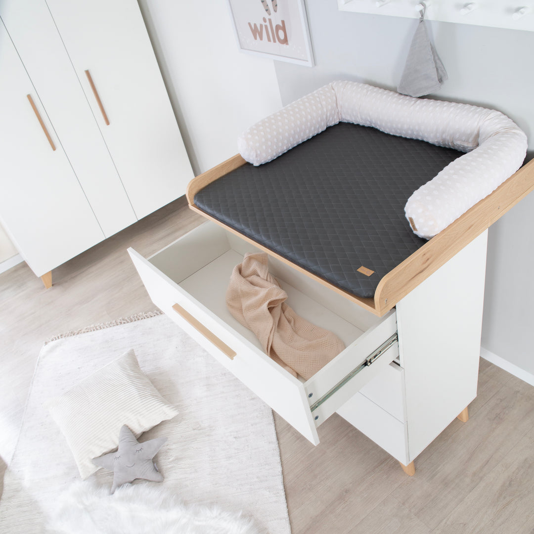 Zimmerset 'Leon' 3-teilig - Kombi-Bett 70x140 + Kommode + Schrank 2,5-türig - Weiß / Eiche