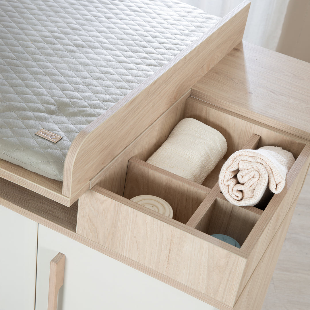 Möbelset 2-teilig 'Elva' - Babybett 70x140 + Wickelkommode - Cashmere / Virginia Chestnut