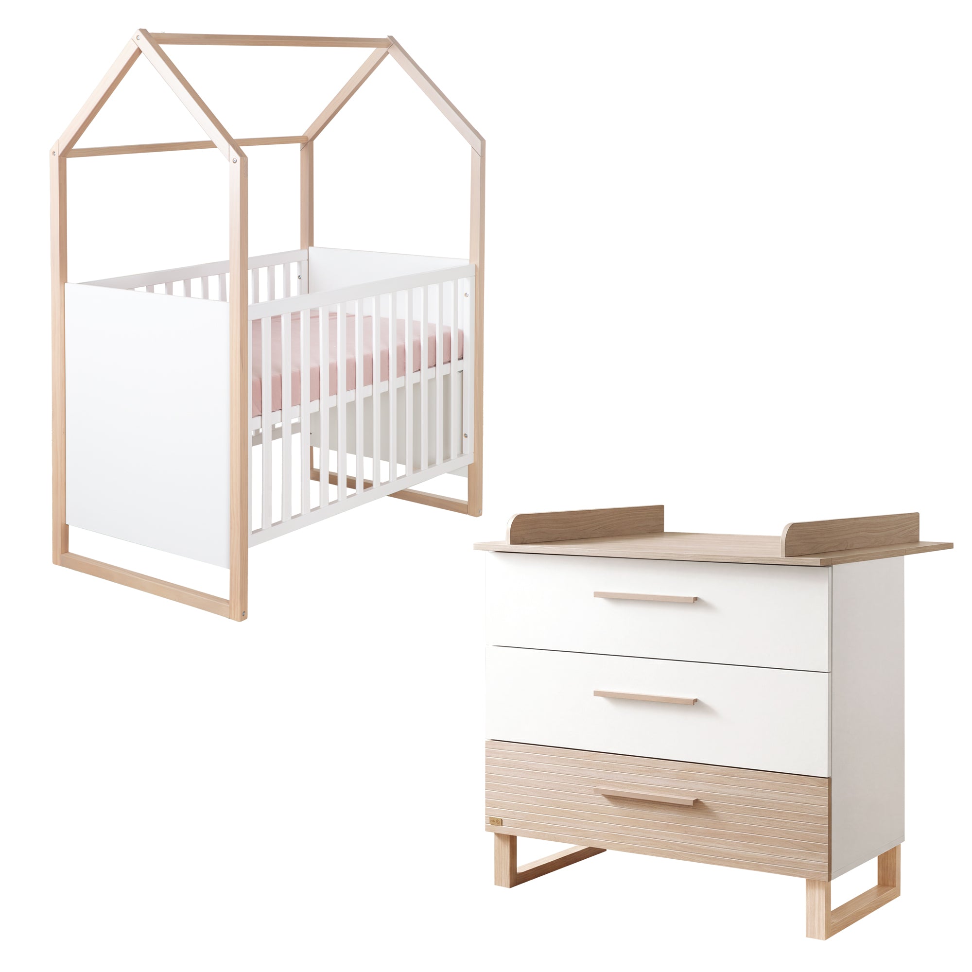 Babymöbelset 'Noah' 2-teilig mit Hausbett in 60x120 cm - Weiß / Tristan Eiche – Freisteller (1/16)