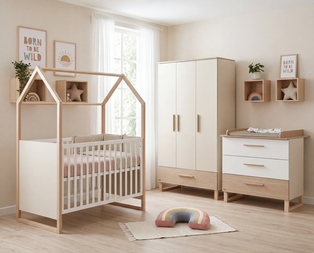 Babyzimmerset 'Noah' 3-teilig mit Hausbett in 60x120 cm - Weiß / Tristan Eiche – Milieubild (2/25)