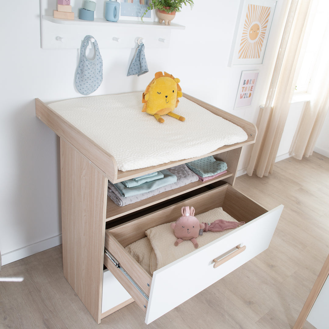 Changing Table Dresser 'Cabane' with Drawers - Wooden Handles - White / Oak