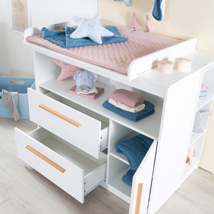 Commode à langer 'Lilo' avec tiroirs, porte, compartiment ouvert - Blanc