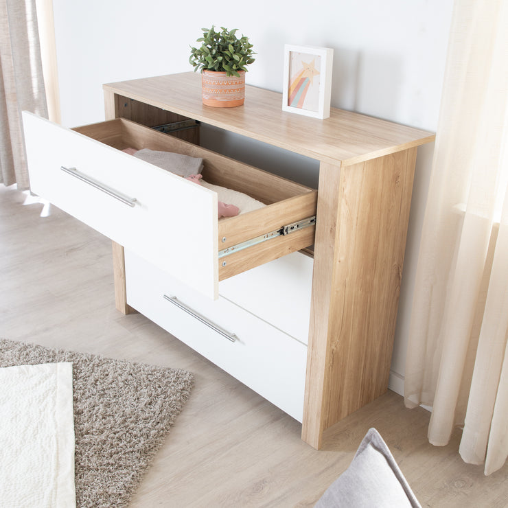 Wrapping chest of drawers 'Malo' - 3 drawers including metal handles - Eiche Sägerau / White