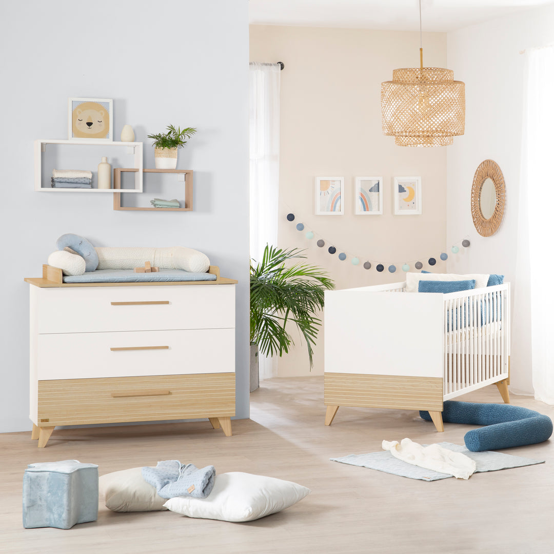 Changing Chest “Theo” with Drawers - Convertible - White / Oak