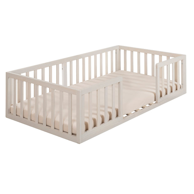 Montessori Bodenbett 70 x 140 inkl. Lattenrost & Rausfallschutz - Stone Washed