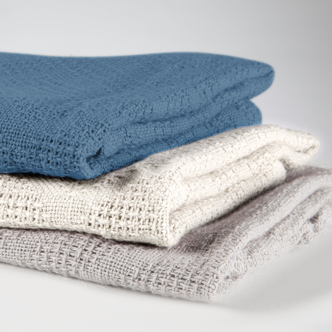 Coperta per neonati 'Seashells Indigo' 80 x 80 cm - Oeko Tex e certificato GOTS - Blu