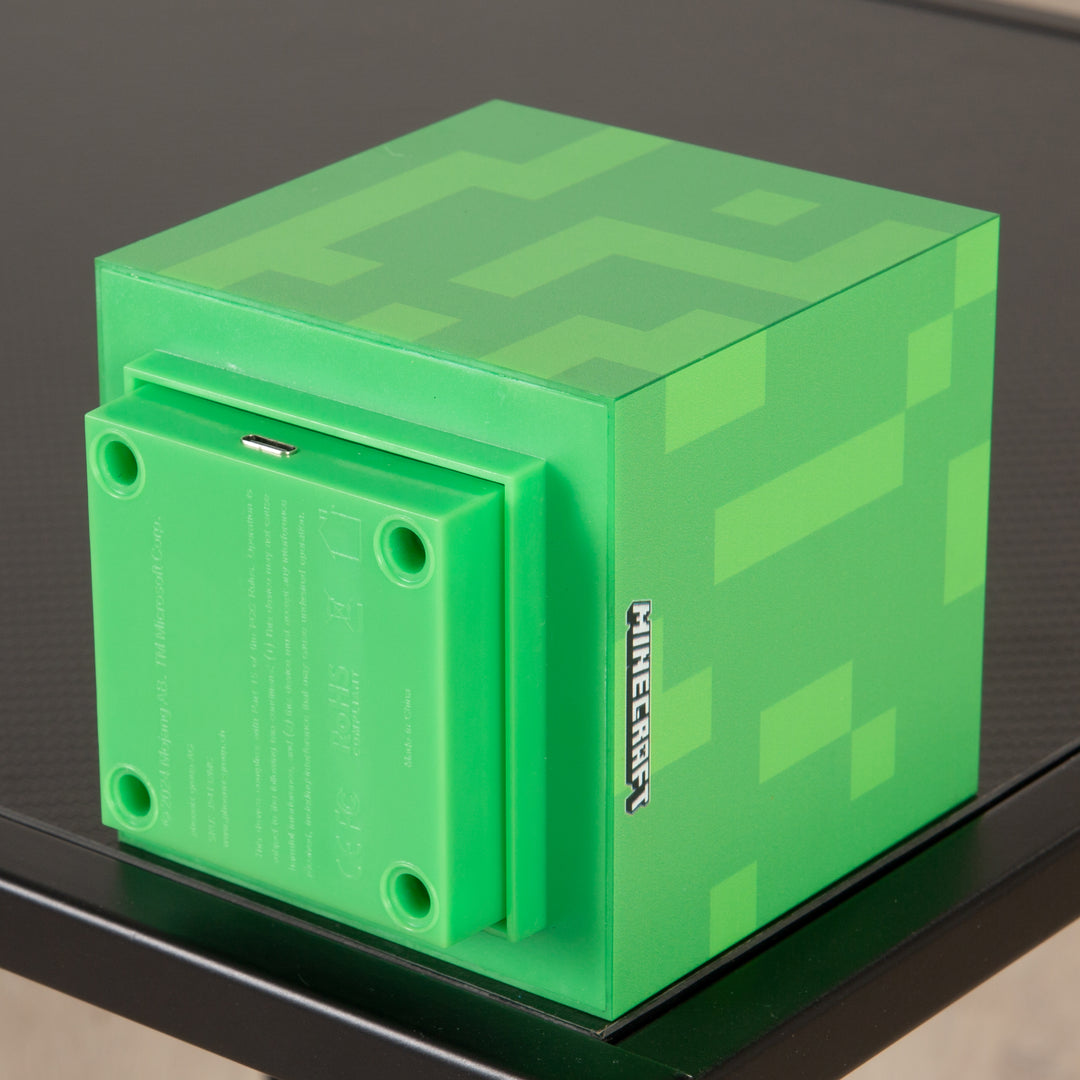 Coffret - Minecraft - Lampe Creeper Et Chargeur Usb - GAMING Coffret - Minecraft - Lampe Creeper Et Chargeur Usb - GAMING