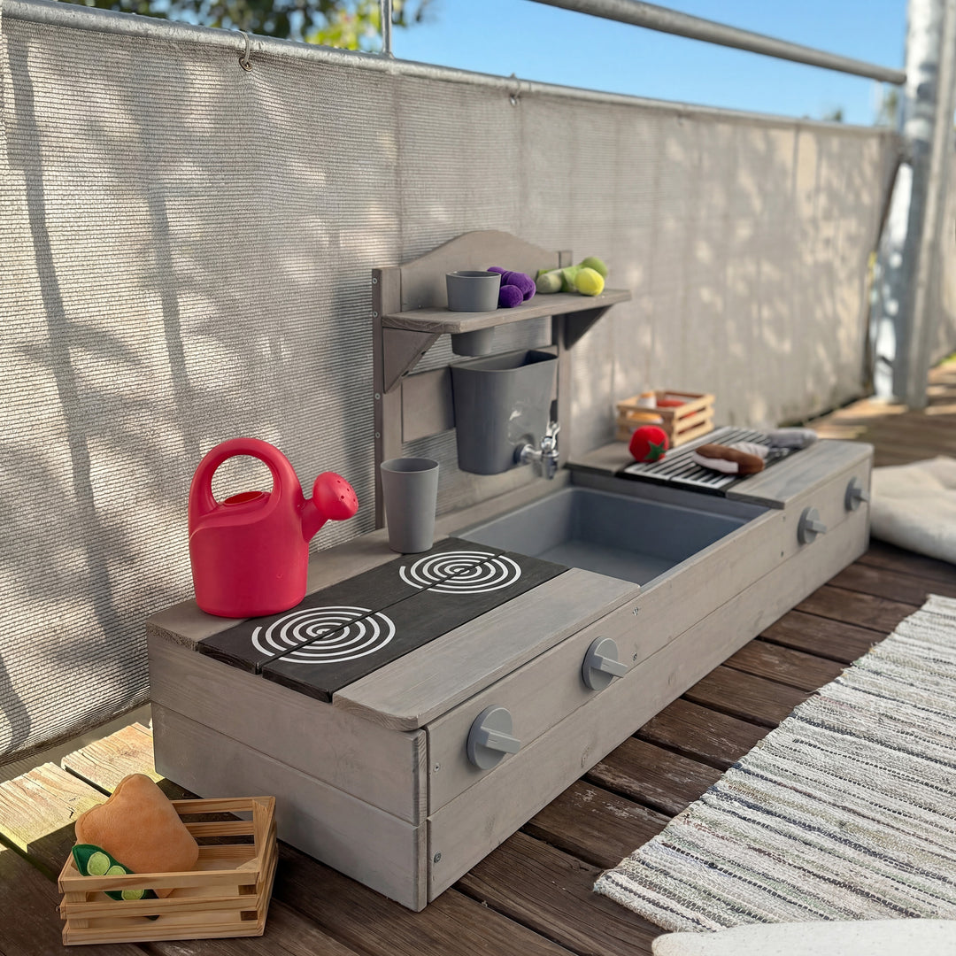 ROBA | Cuisine de jeu et de boue, à suspendre ROBA | Cuisine de jeu et de boue, à suspendre