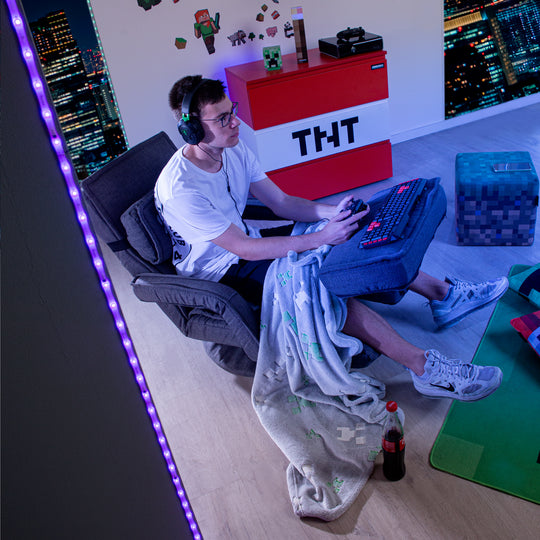 Fauteuil de jeu 'Minecraft' avec accoudoirs, repose-jambes et appui-tête - avec support clavier